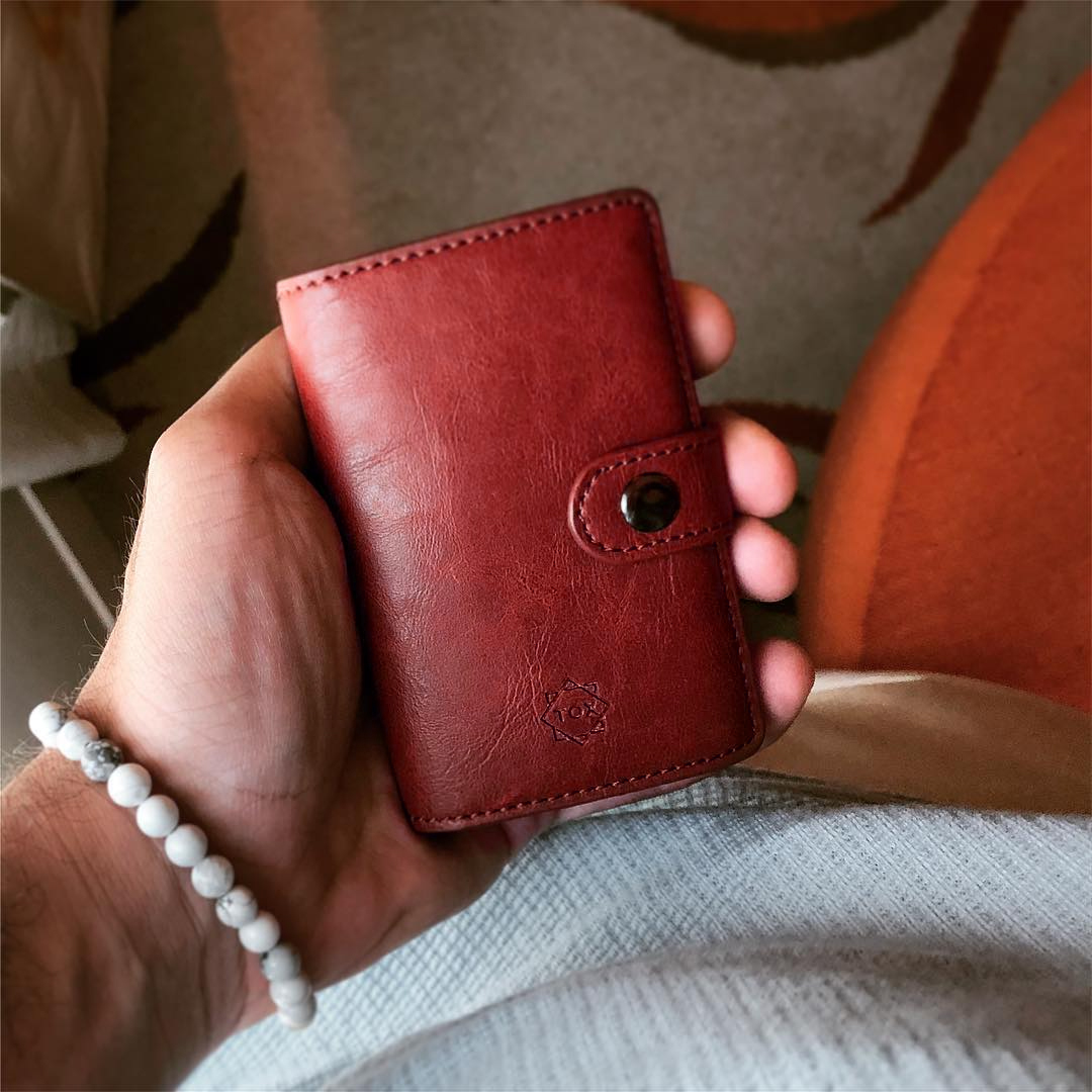 Rfid red tox wallet